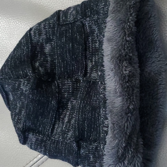 Zooron Slouchy Fleece Lined Winter Beanie - Picture 3 of 4